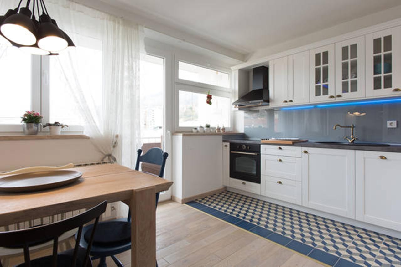 Apartment Drustveni Dom Сараєво Екстер'єр фото